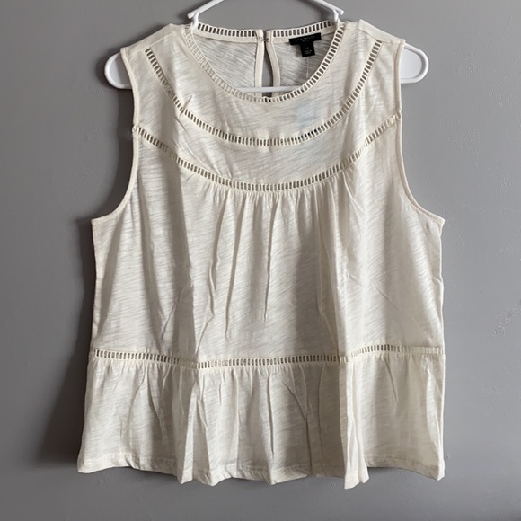 Ann Taylor Petite Cutout Shell L Petite - Picture 6 of 9